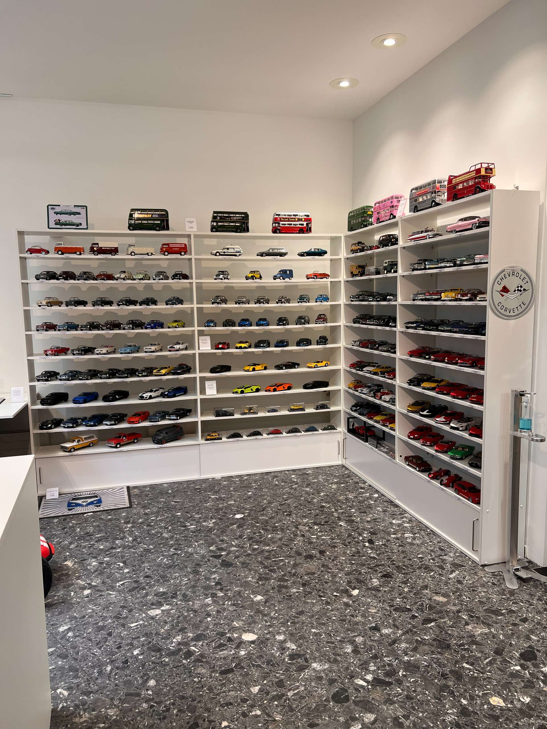 Baur Store Vitrine